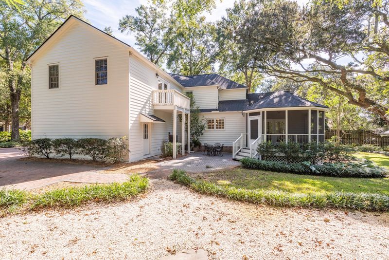 967 Scotland Dr, Mount Pleasant, SC 29464
