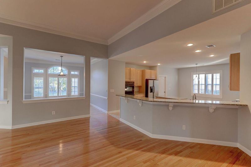 2716 Magnolia Woods Dr, Mount Pleasant, SC 29464