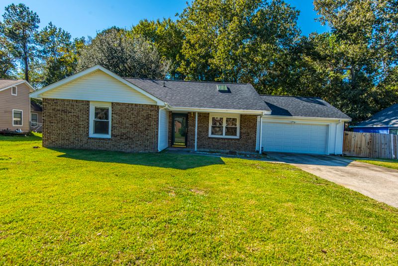 513 Temple Rd, Ladson, SC 29456