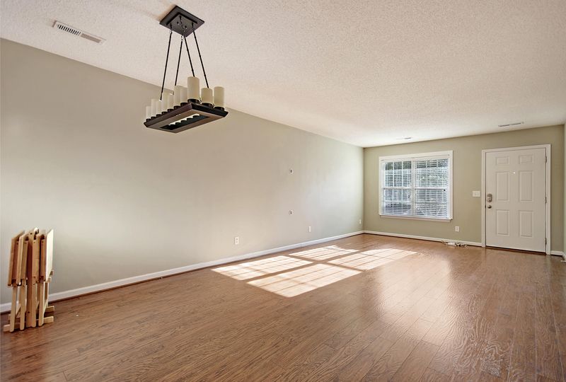 119 Darcy Ave, Goose Creek, SC 29445