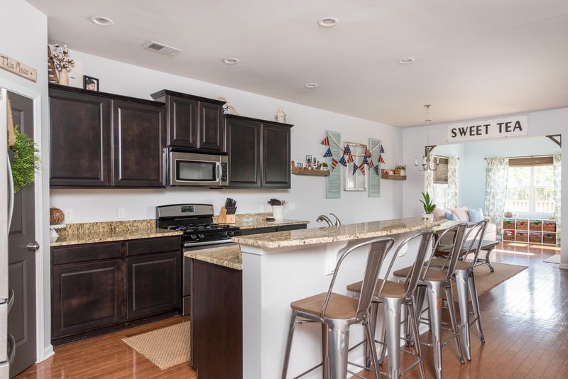 312 Iveson Rd, Summerville, SC 29486