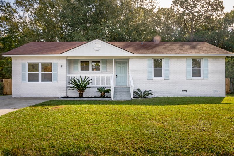 117 Gator Dr, Goose Creek, SC 29445