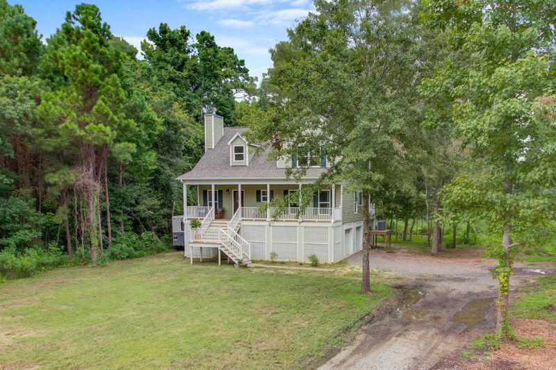 633 Daniel Whaley Dr, Charleston, SC 29412