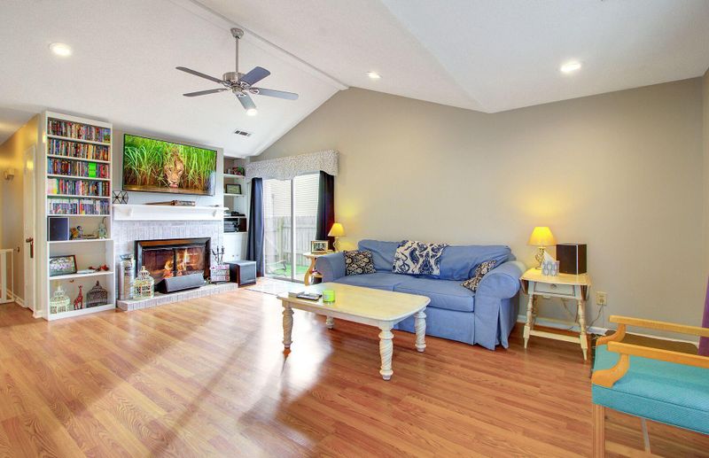 126 Shropshire St, Goose Creek, SC 29445
