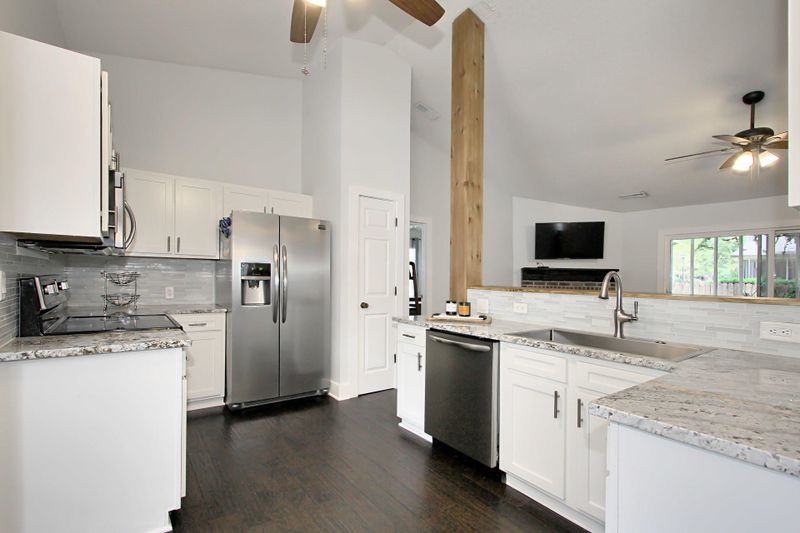 1316 Old Mill Ln, Mount Pleasant, SC 29464