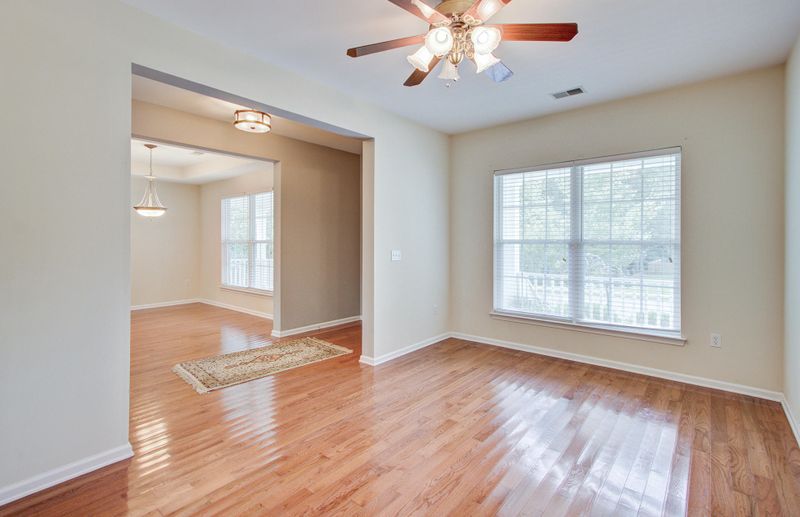 1509 Dockside Ct, Hanahan, SC 29410