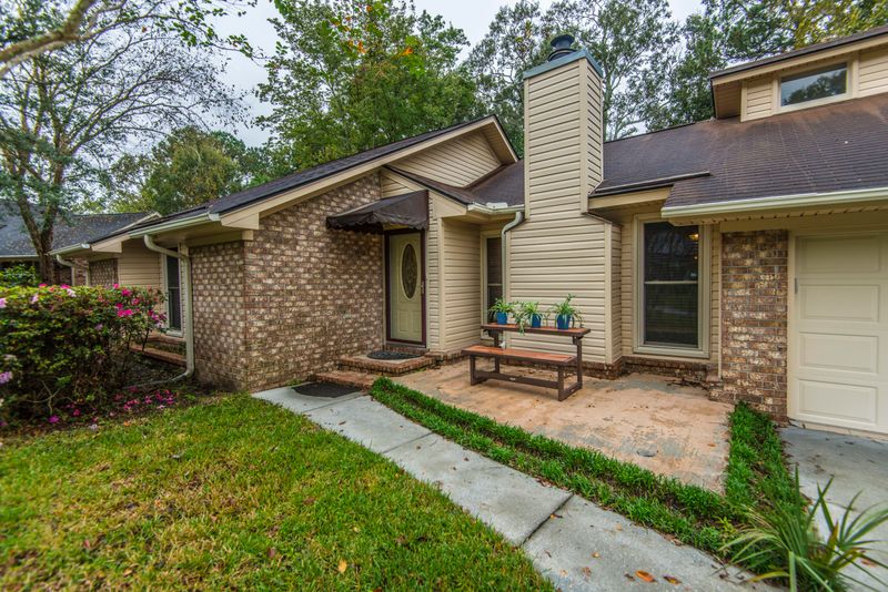 741 Olney Dr, Charleston, SC 29414