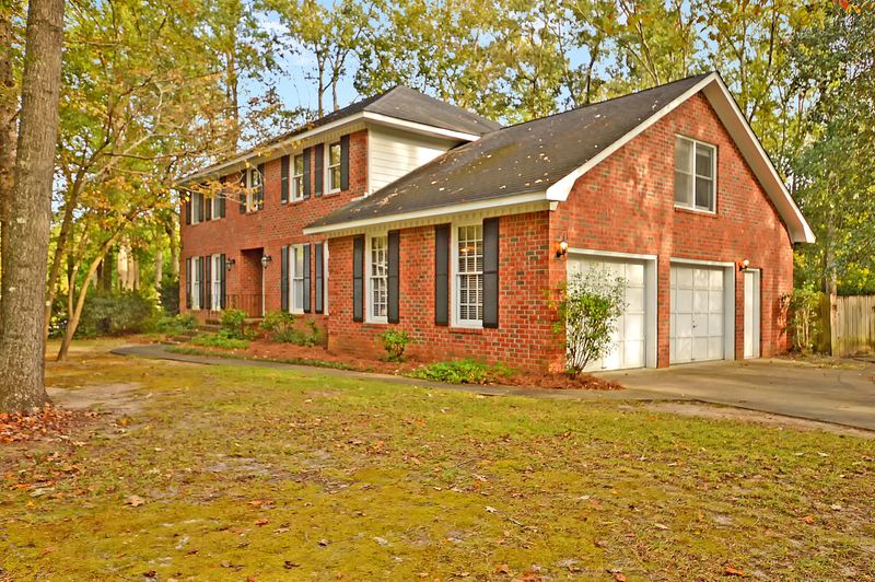 111 Buckingham Ave, Summerville, SC 29485