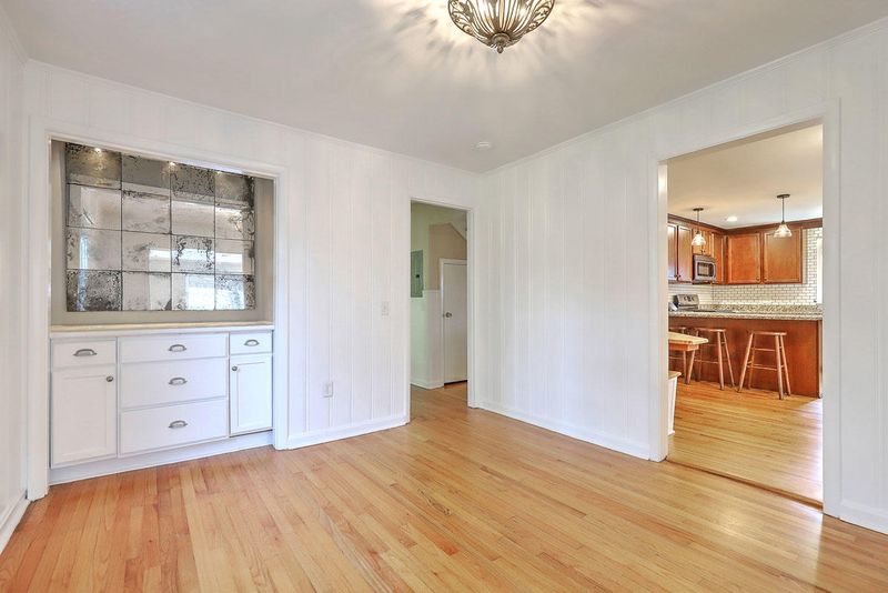 1222 Byron Rd, Charleston, SC 29407