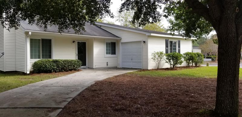 1 Princess Ct, Summerville, SC 29485