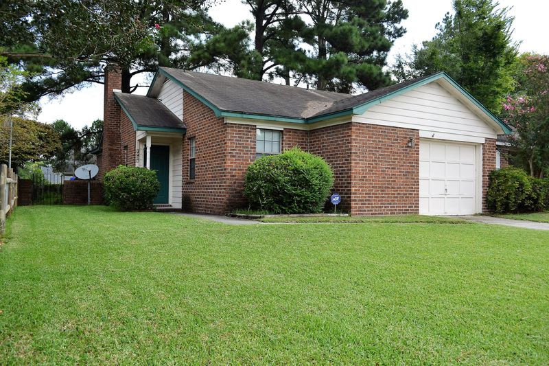 7734 Oldridge Rd #1, North Charleston, SC 29418