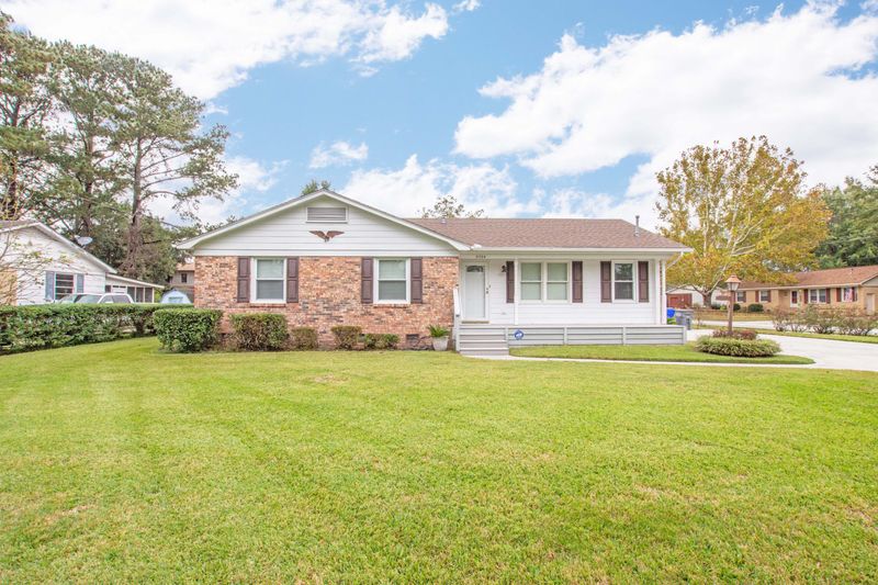 3304 Londonderry Rd, North Charleston, SC 29420