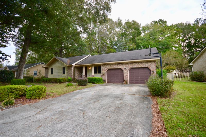 322 Chessington Cir, Summerville, SC 29485