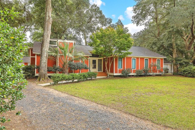 707 Ritter Dr, Charleston, SC 29412
