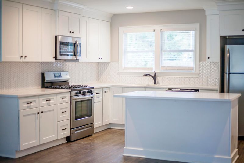 5106 Pittman St, North Charleston, SC 29405