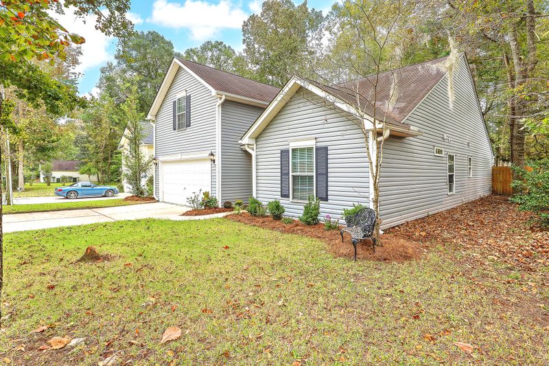 115 Holly St, Summerville, SC 29485