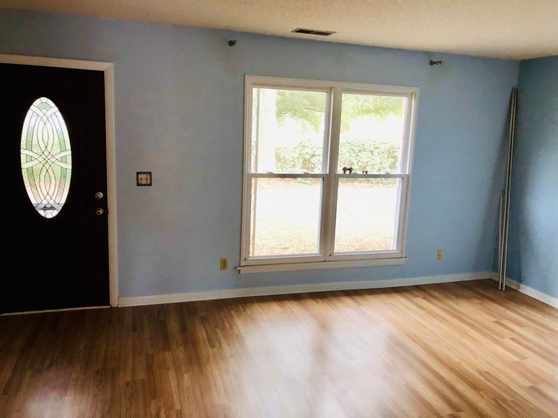 710 Harbor Ln, Mount Pleasant, SC 29464