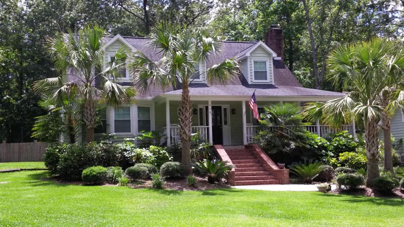 105 Paris Ln, Summerville, SC 29483