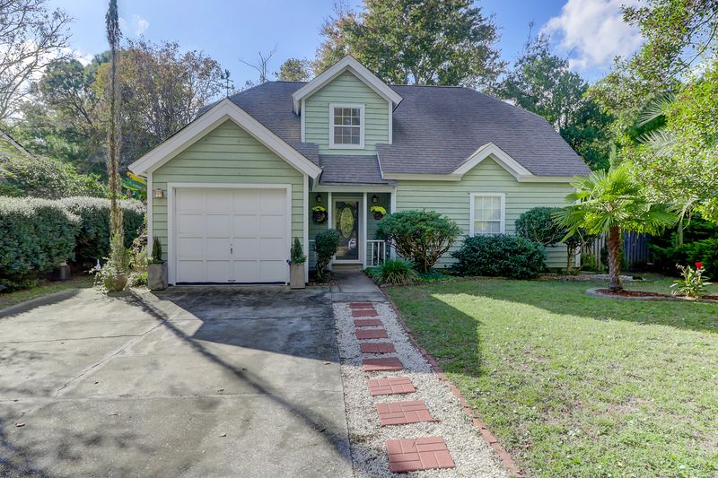 1203 Merganser Ct, Mount Pleasant, SC 29464