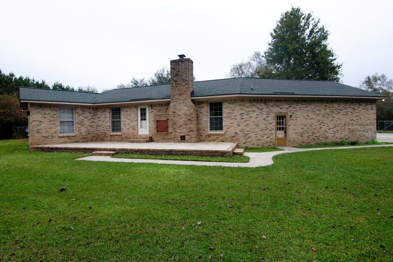 801 S Live Oak Dr, Moncks Corner, SC 29461