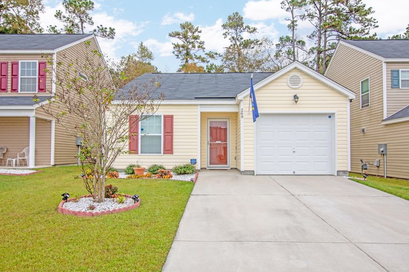 269 Coosawatchie St, Summerville, SC 29485
