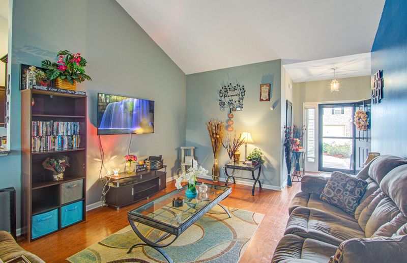 7720 Kinston St, North Charleston, SC 29418