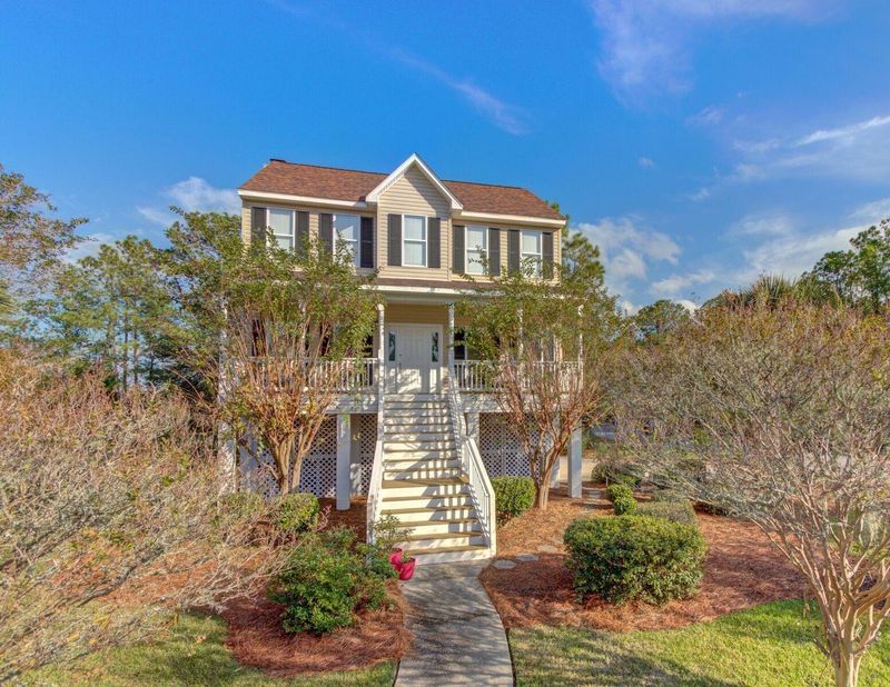 1330 River Otter Ct, Mount Pleasant, SC 29466