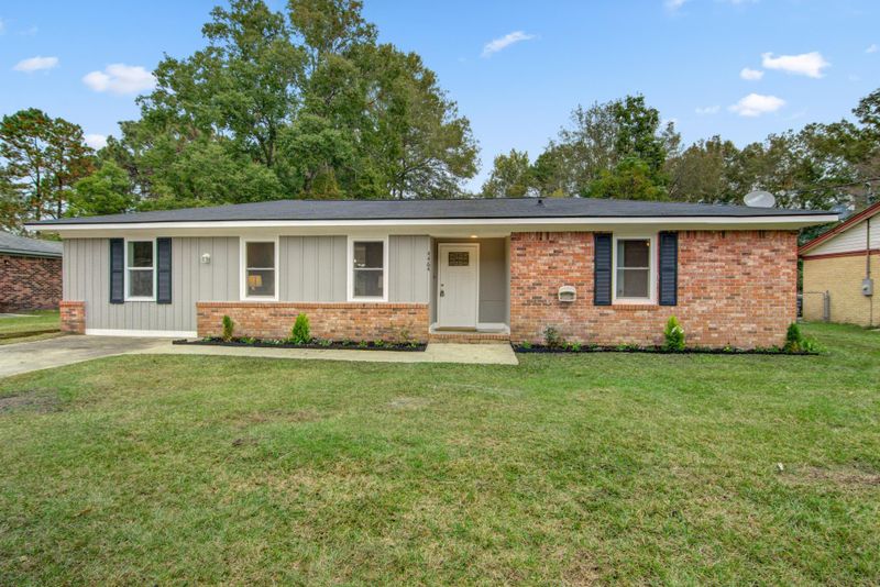 4464 Outwood Dr, Ladson, SC 29456