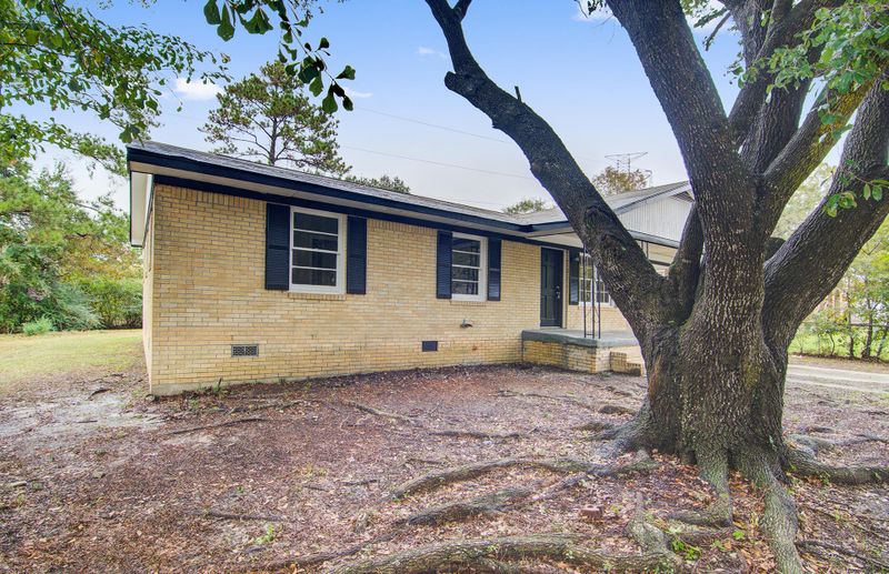 12 Raritan Rd, Goose Creek, SC 29445