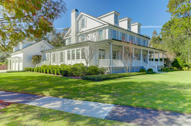 735 Olde Central Way, Mount Pleasant, SC 29464