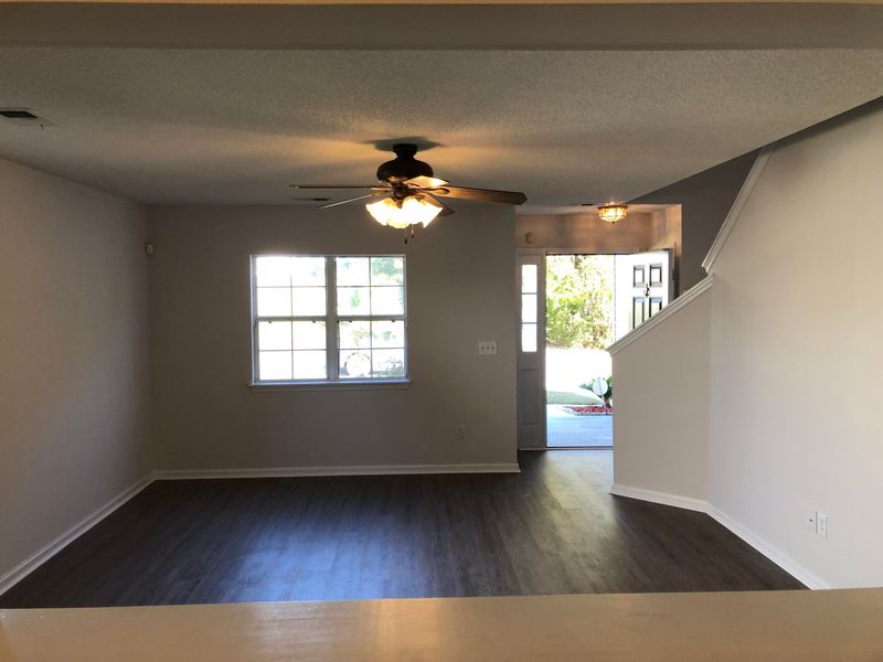 7872 Long Shadow Ln, North Charleston, SC 29406