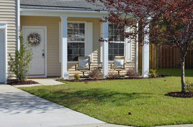 1012 Whitlow Blvd, Summerville, SC 29483