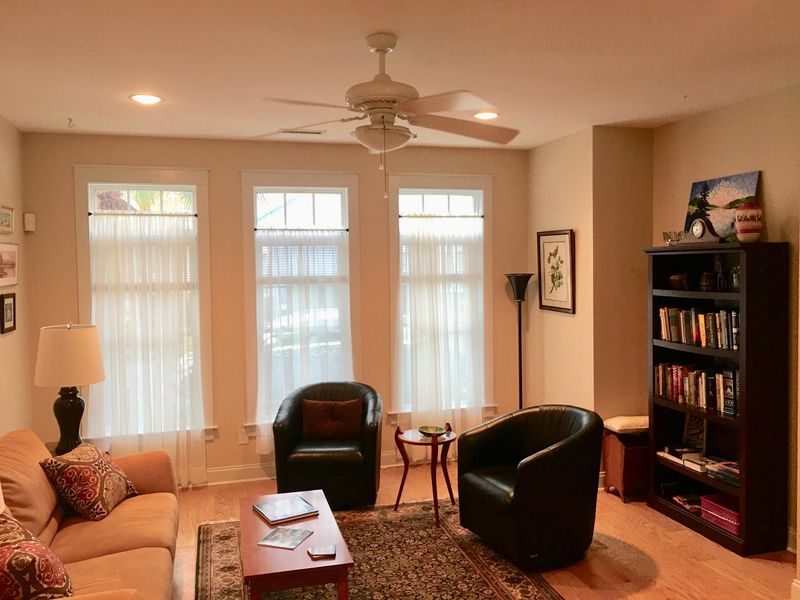 813 Soaring Ln, Charleston, SC 29412