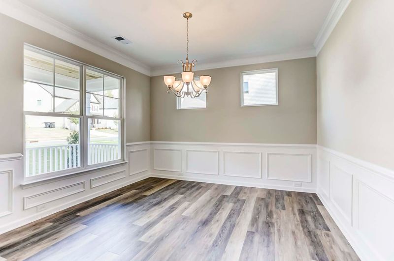 520 Lateleaf Dr, Moncks Corner, SC 29461