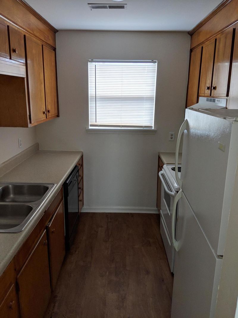 5205 Napoleon Dr, North Charleston, SC 29418