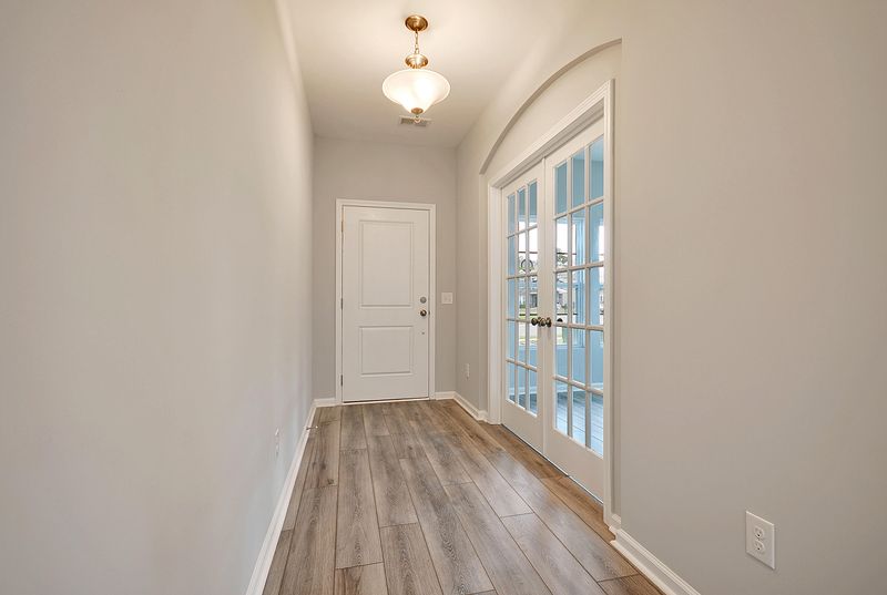 74 Pavilion St, Summerville, SC 29483