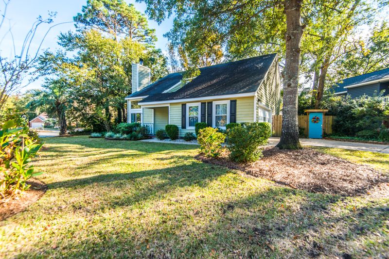 487 Mt Royall Dr, Mount Pleasant, SC 29464