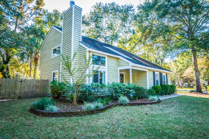487 Mt Royall Dr, Mount Pleasant, SC 29464