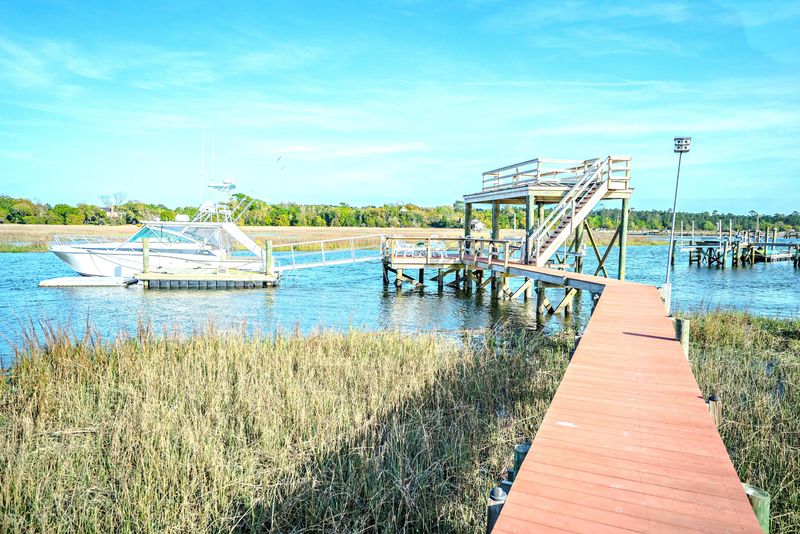 1862 Peaceful Way, Mount Pleasant, SC 29464