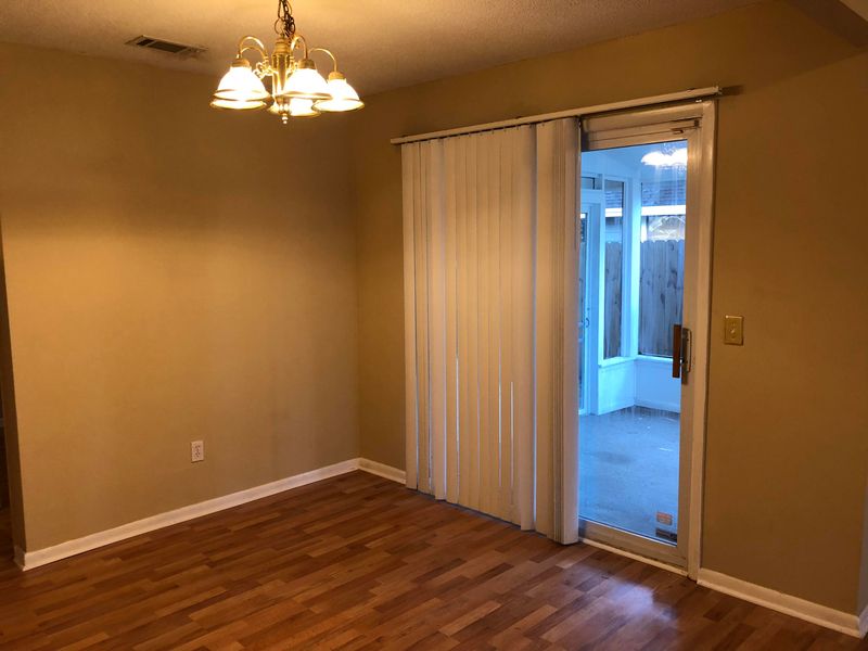 8303 Whitehaven Dr, North Charleston, SC 29420