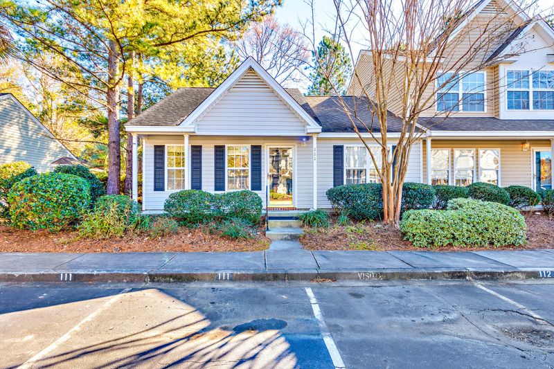 111 Taylor Cir, Goose Creek, SC 29445