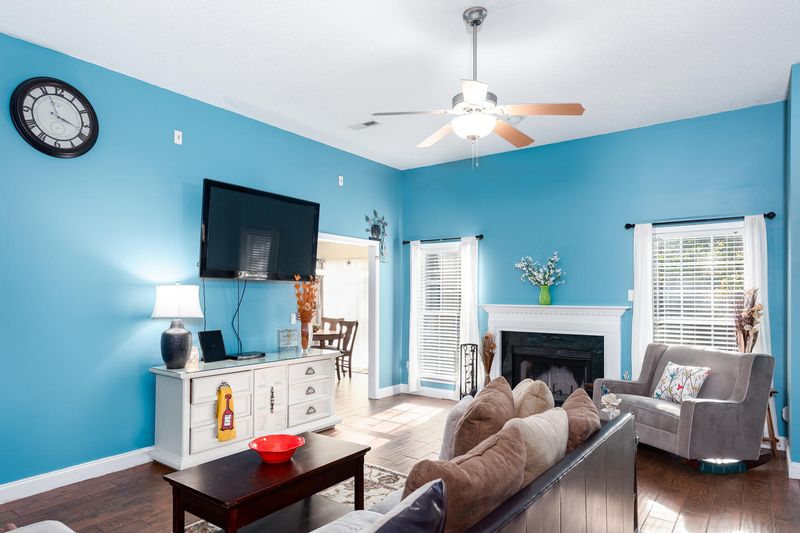 2893 Salamander Creek Ln, North Charleston, SC 29406