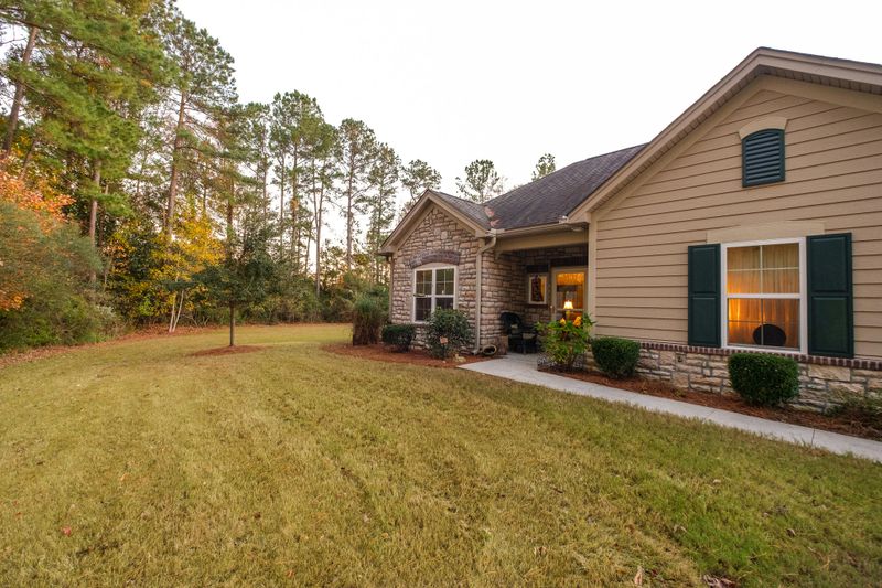 204 Village Stone Cir, Summerville, SC 29486
