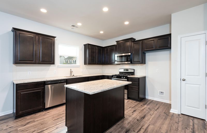 459 Sanctuary Park Dr, Summerville, SC 29486