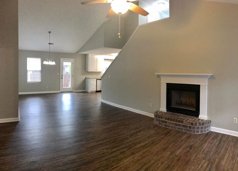 3066 Rollins Ct, North Charleston, SC 29406