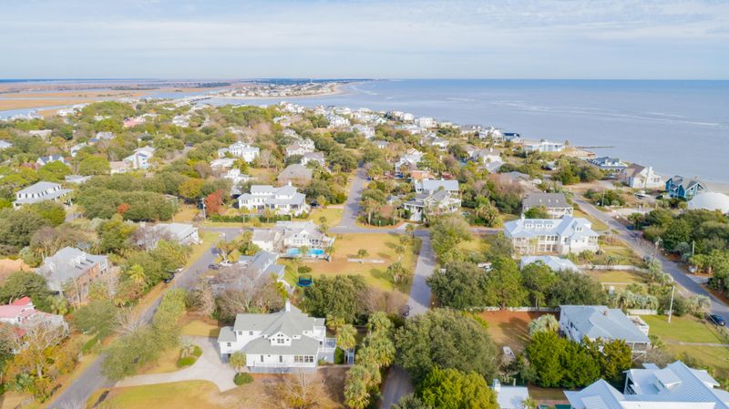 2830 Harvey St, Sullivans Island, SC 29482
