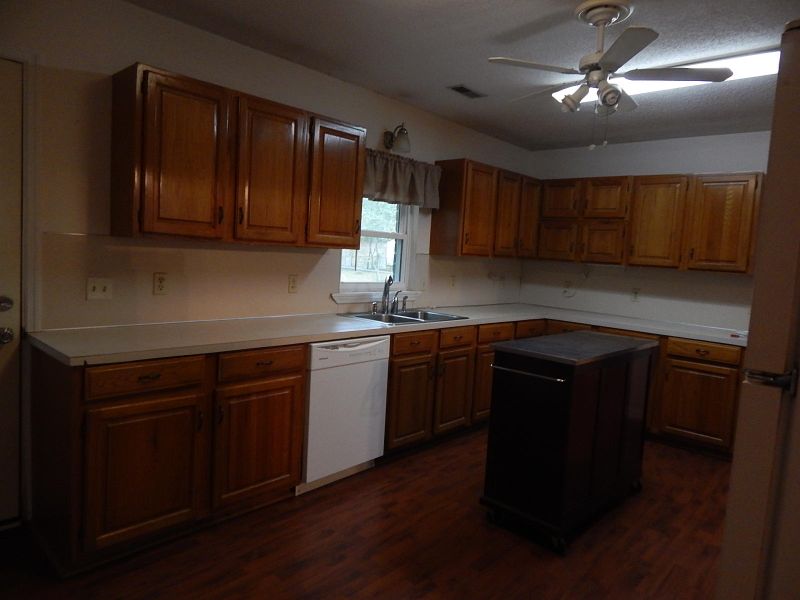 118 Ridge Rd, Summerville, SC 29485