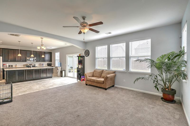 500 Man O War Ln, Moncks Corner, SC 29461