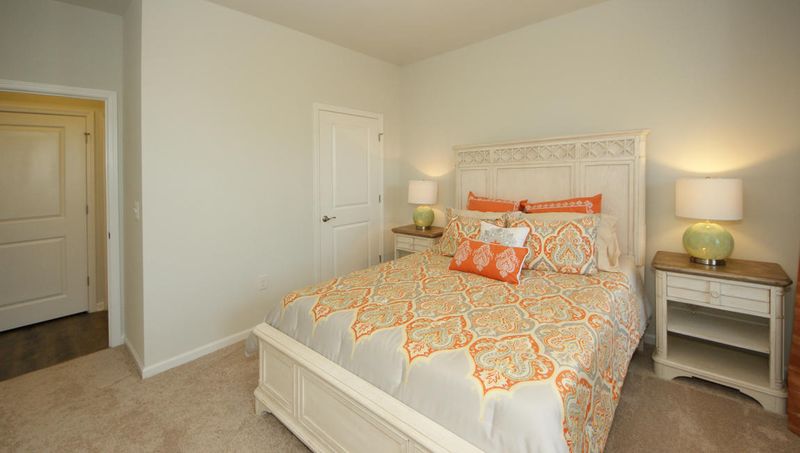 212 Olympic Club Dr, Summerville, SC 29483
