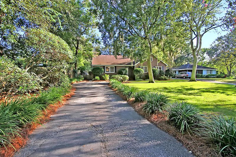 2023 Lakeshore Dr, Charleston, SC 29412